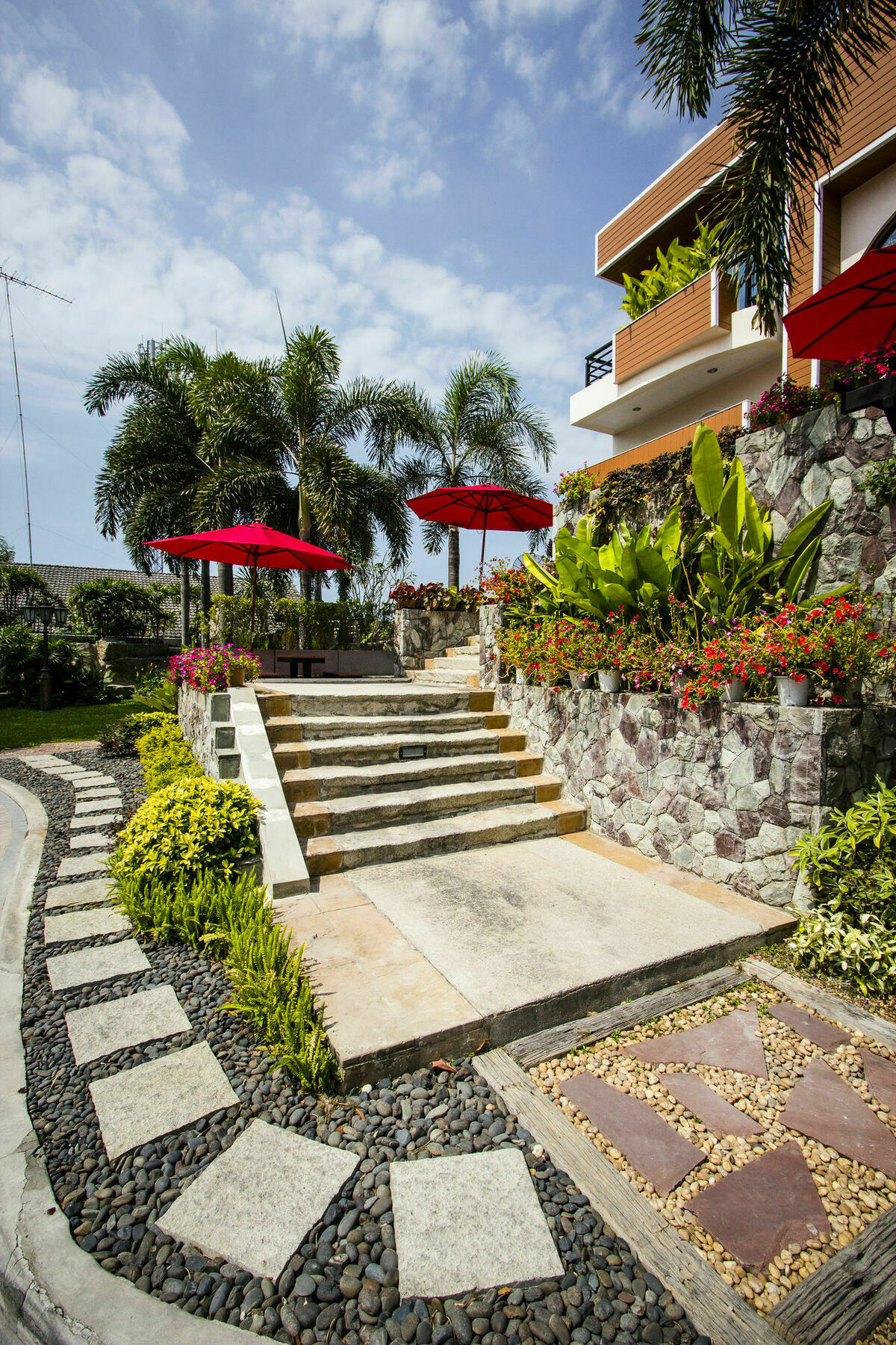 Phu Places Bang Saen Exterior photo